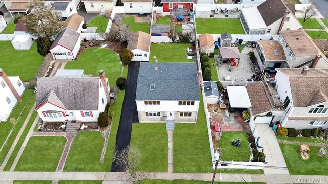 $889,000 | 245 Stone Street, Elmont, NY 11003