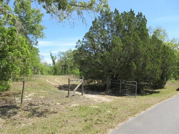 $300,000 | 5439 West Oakhill Street, Dunnellon, FL 34433