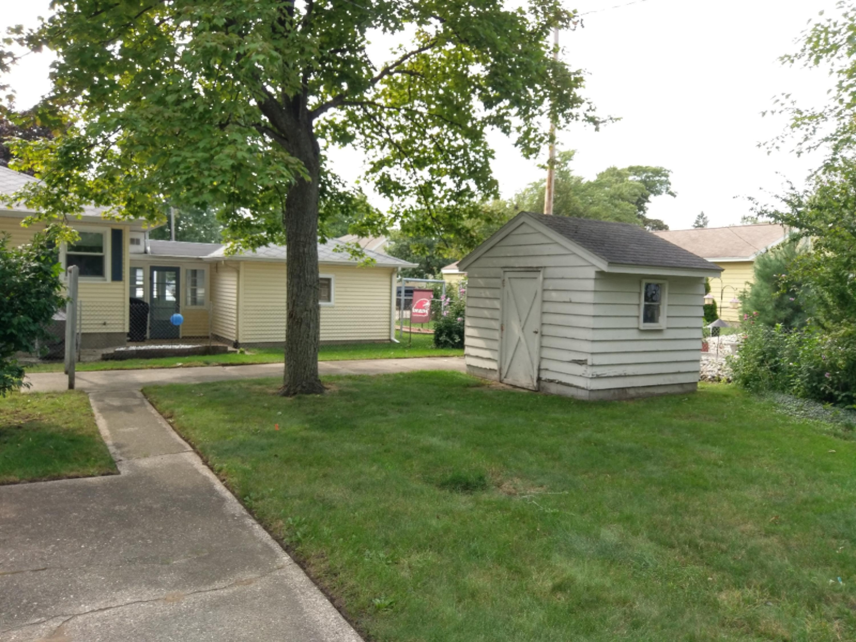 2983 Eastland Road Muskegon, MI 49441 - Photo 18 of 19 IMAG0272