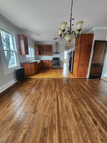 $2,950 | 29 Field Road, Unit 2, Maplewood, NJ 07040