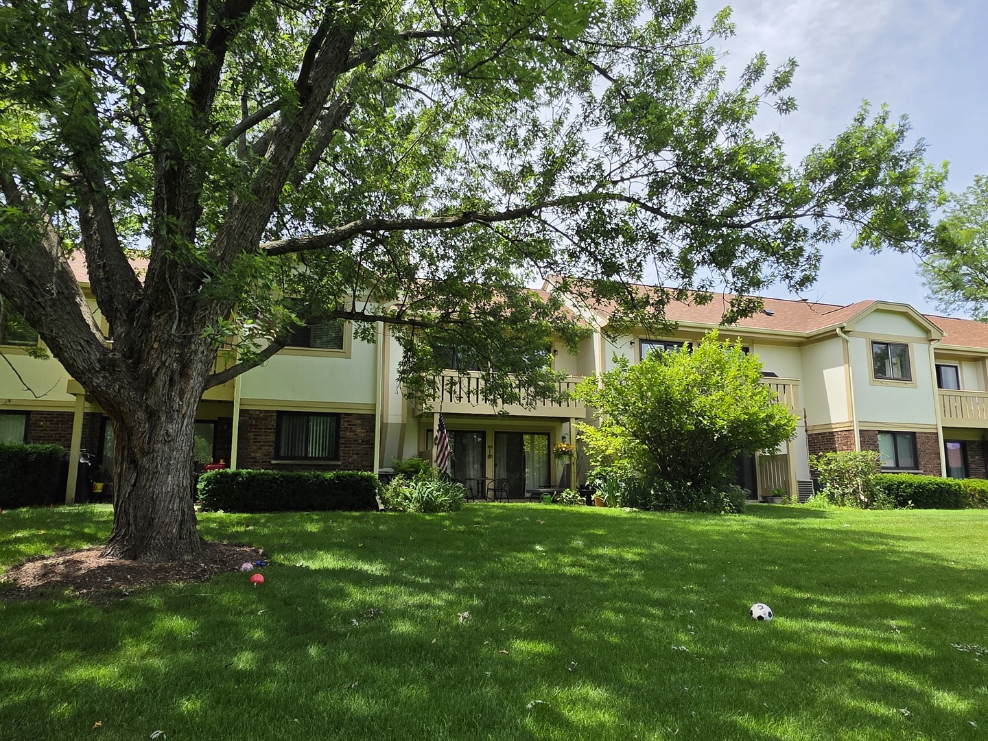 733 Plum Tree Court, Unit C2 Wheeling, IL 60090 - Photo 24 of 25