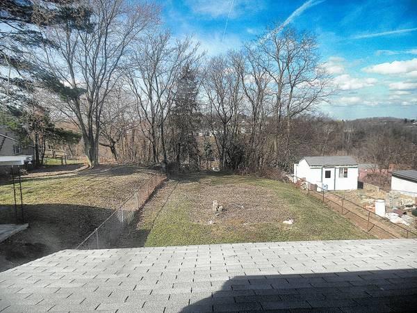 548 Springfield Pittsburgh, PA 15220 - Photo 13 of 13 Gallery Image 13