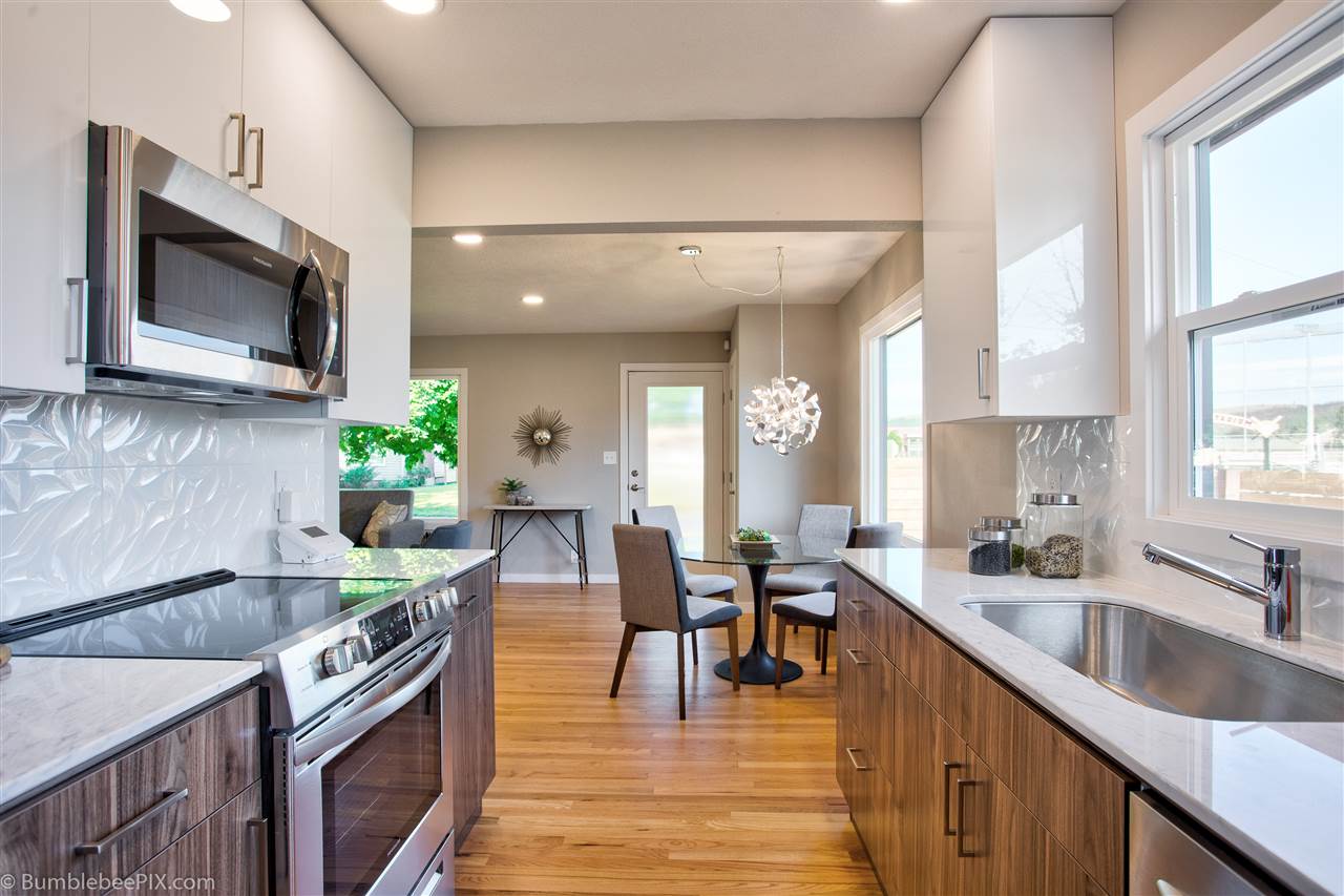 2828 North Laura Road Spokane, WA 99212 - Photo 7 of 20