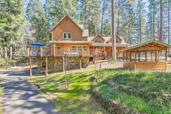 $749,000 | 4339 Magnolia Lane, Camino, CA 95709