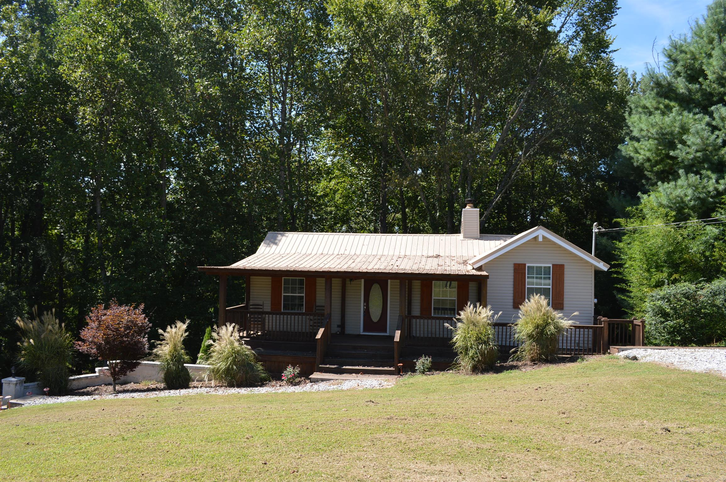 1034 Damron Road Estill Springs, TN 37330 - Photo 3 of 27 Gallery Image 3