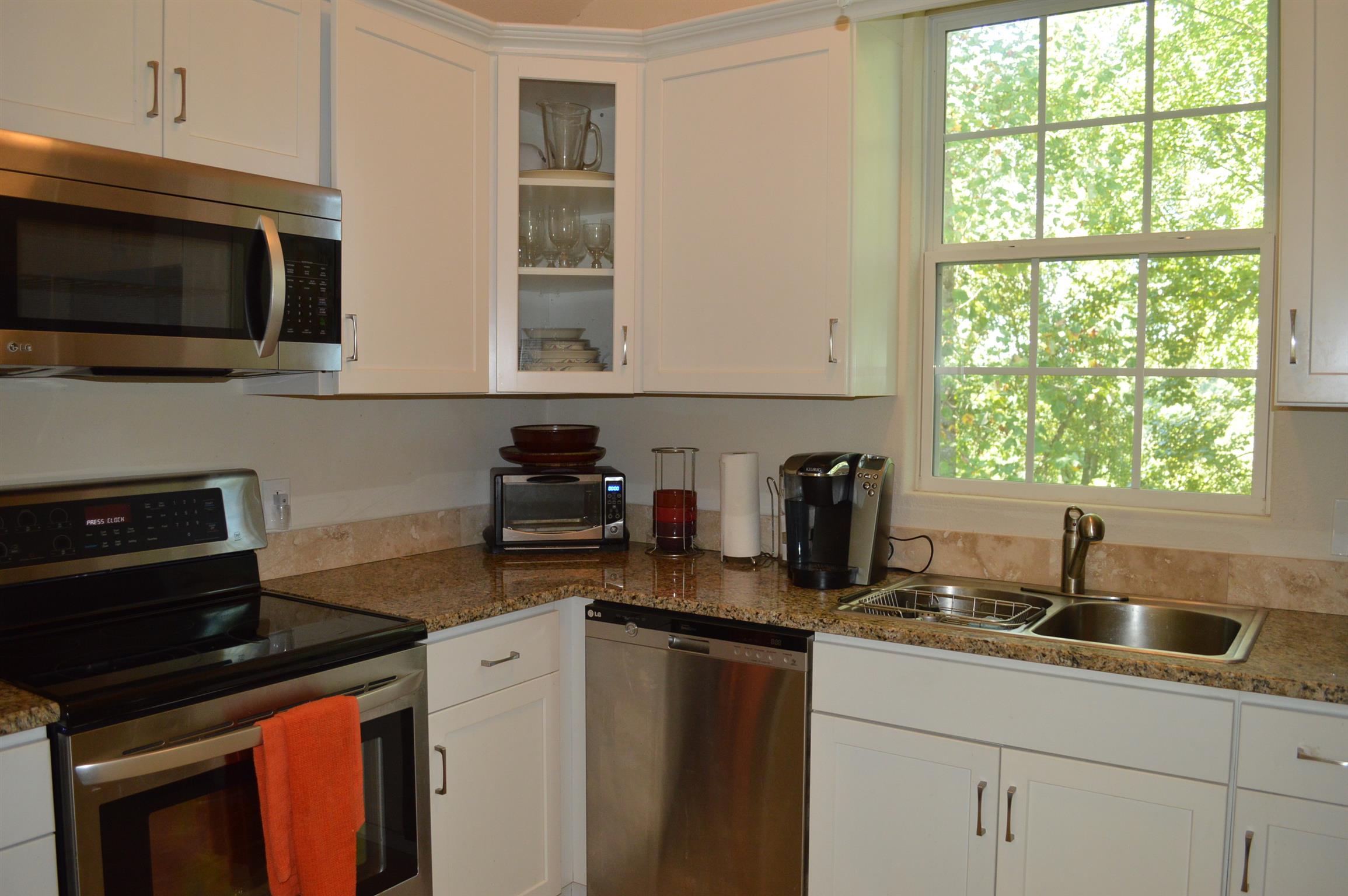 1034 Damron Road Estill Springs, TN 37330 - Photo 8 of 27 Gallery Image 8