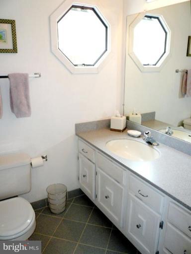 3108 Newcastle Lane Riva, MD 21140 - Photo 6 of 29 Hall Bath-Corian counter,tile floor