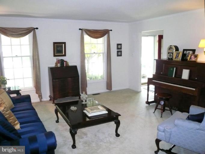 3108 Newcastle Lane Riva, MD 21140 - Photo 8 of 29 Gorgeous living room
