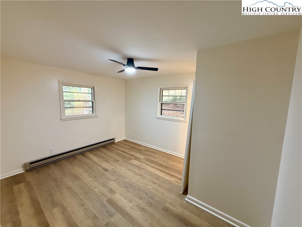 130 Maple Drive Boone, NC 28607 - Photo 20 of 21 an empty room with windows and closet