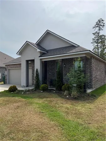$2,200 | 40047 Cypress View Road, Ponchatoula, LA 70454