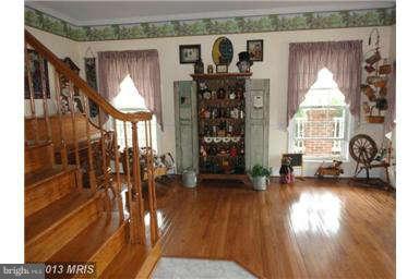 7000 Old Solomons Island Road Friendship, MD 20758 - Photo 3 of 30 Formal Living Room
