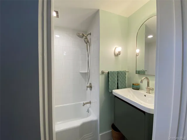 $685,000 | 81 Elysian Avenue, Nyack, NY 10960