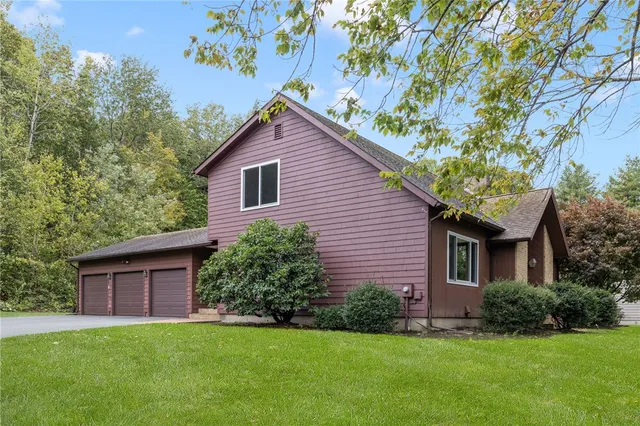 $799,950 | 67 Daniel Drive, North Kingstown, RI 02852