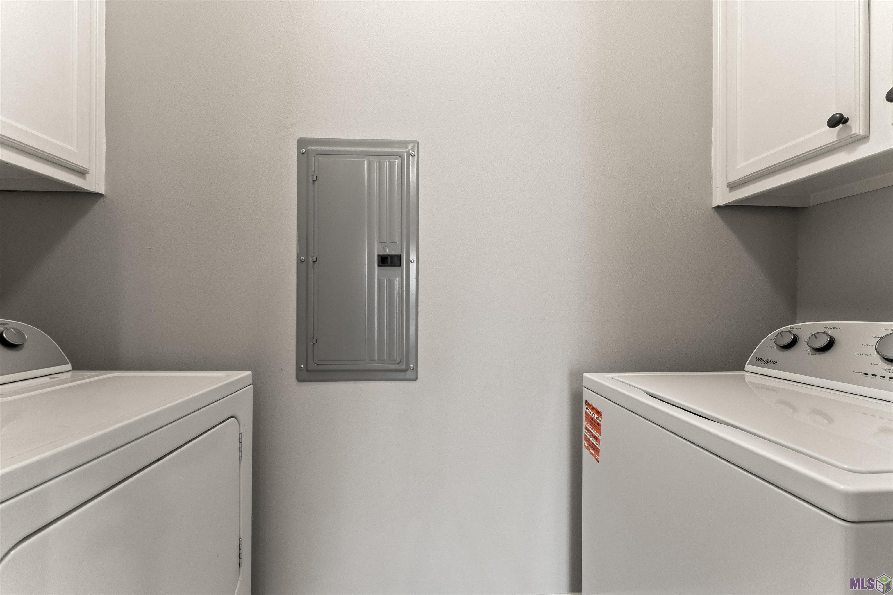 818 Meadow Bend Drive, Unit G Baton Rouge, LA 70820 - Photo 11 of 17 Utility room with washer and dryer