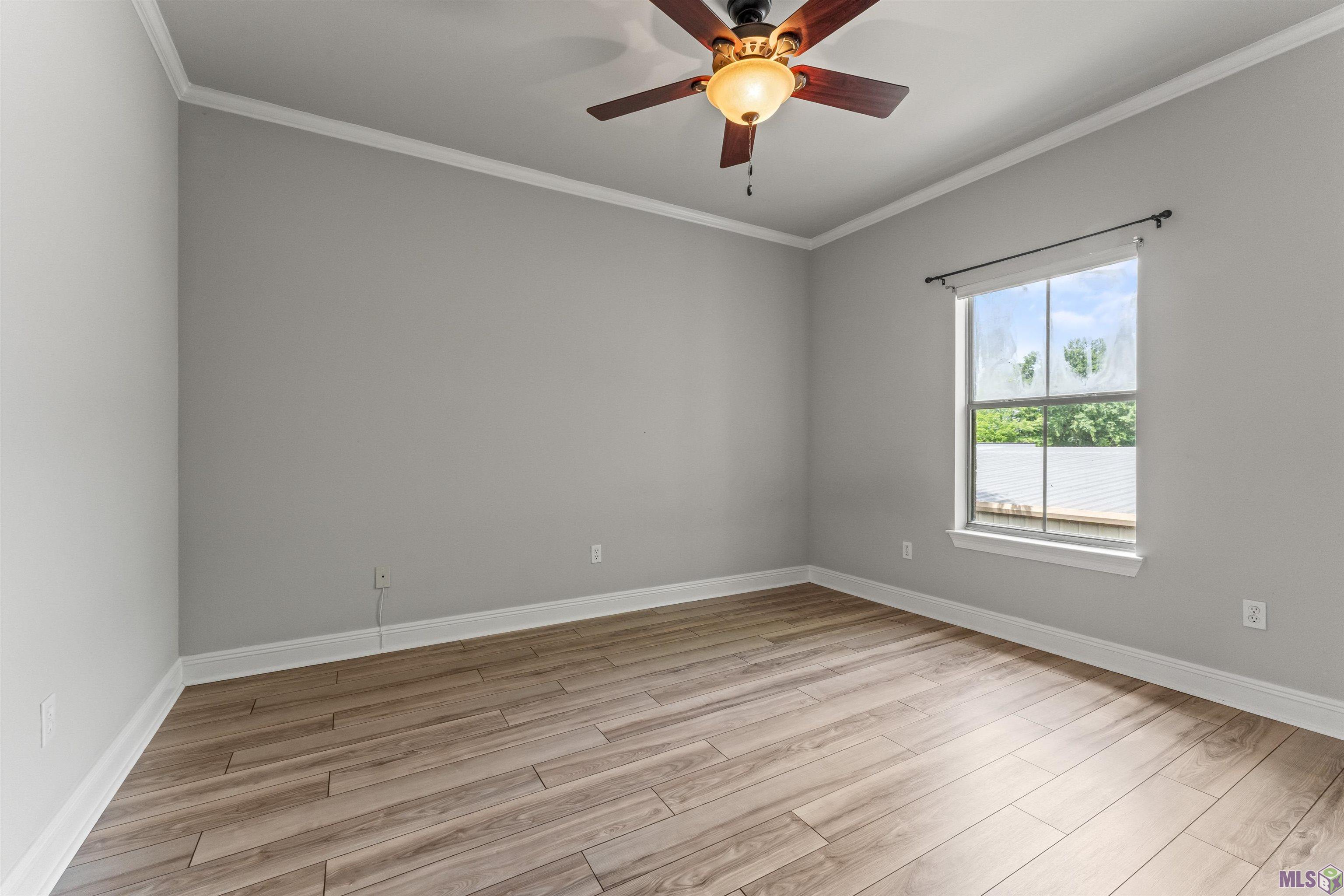 818 Meadow Bend Drive, Unit G Baton Rouge, LA 70820 - Photo 15 of 17 Second bedroom