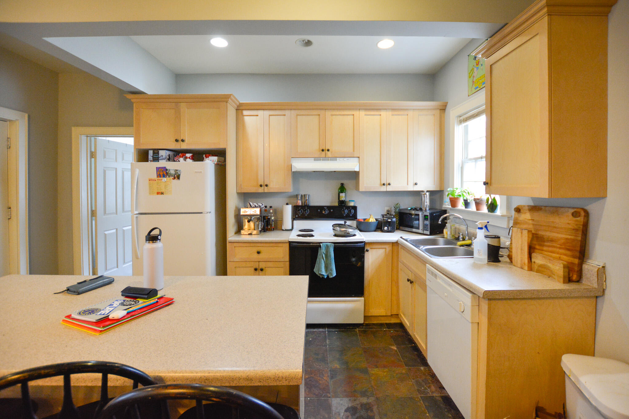 16 Felix Street, Unit A Charleston, SC 29403 - Photo 5 of 15 20210120-_DSC8534