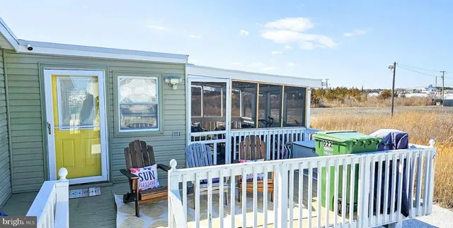 $2,400 | 1022 South Green Street, Tuckerton, NJ 08087