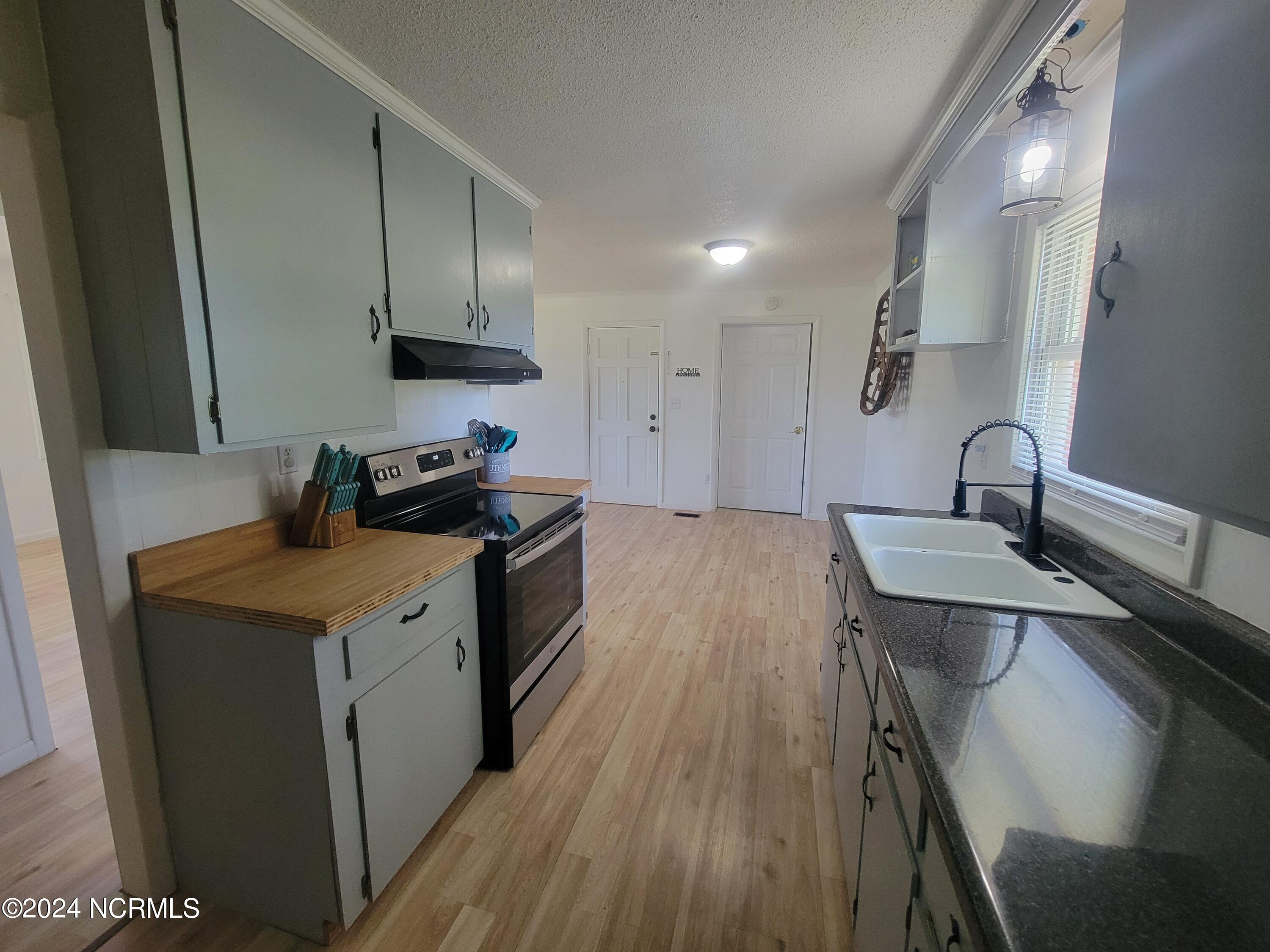 70 Cabbage Patch Road Clinton, NC 28328 - Photo 12 of 35 20240909_125958