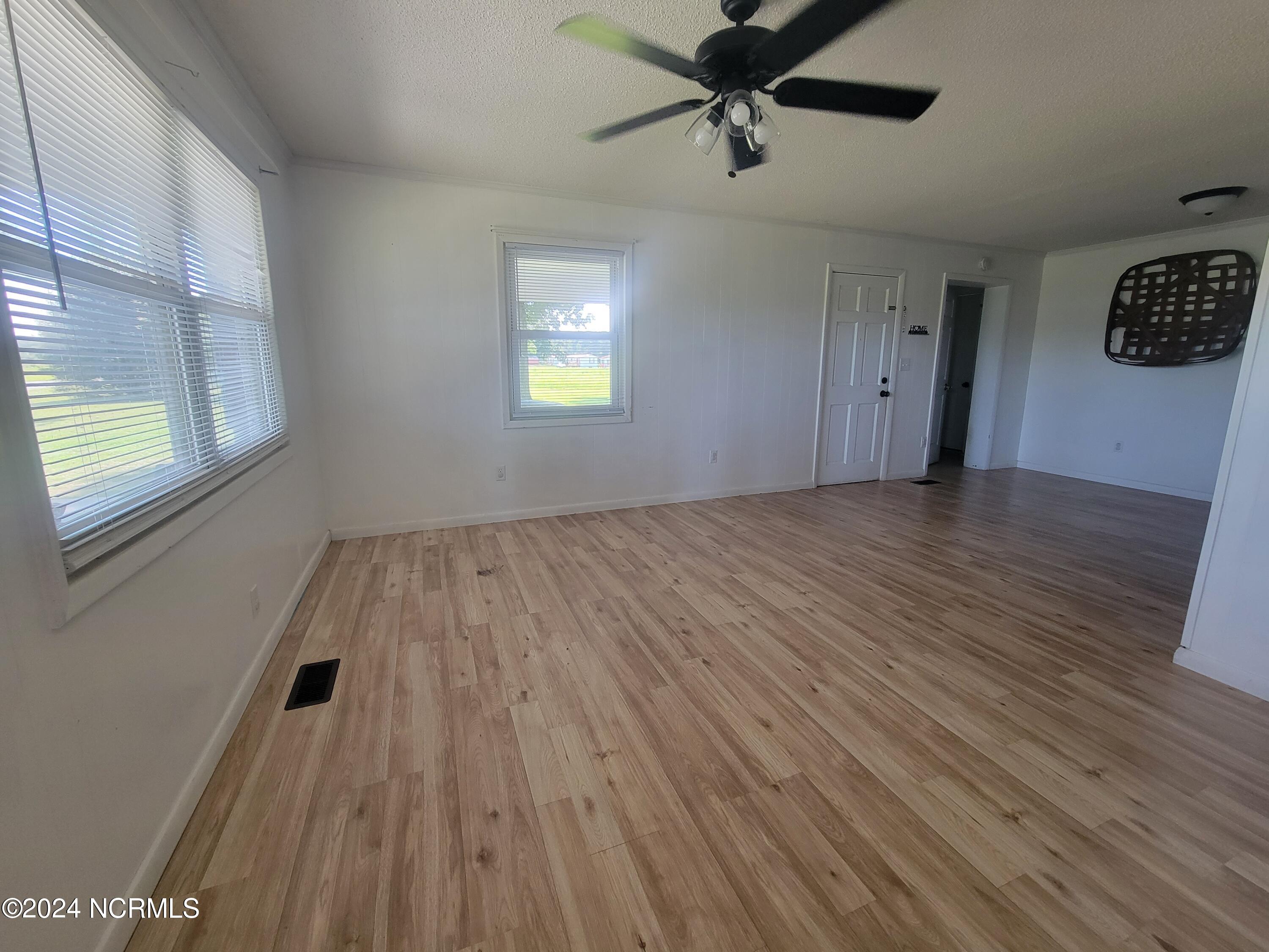 70 Cabbage Patch Road Clinton, NC 28328 - Photo 14 of 35 20240909_123946