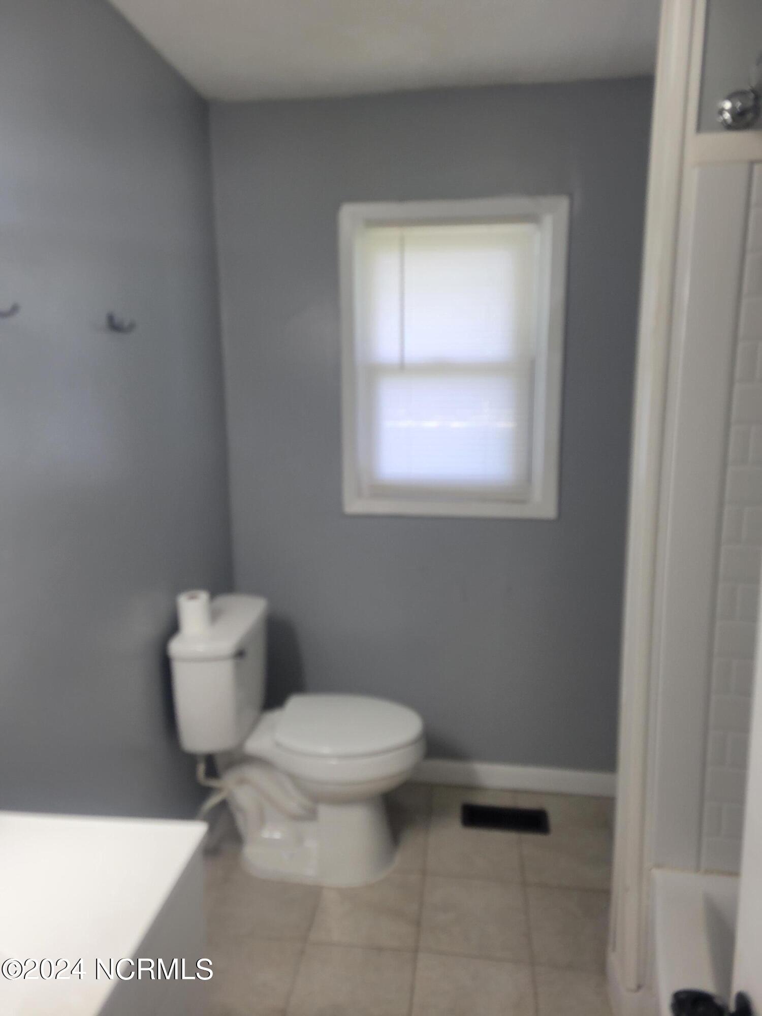 70 Cabbage Patch Road Clinton, NC 28328 - Photo 19 of 35 20240909_125619