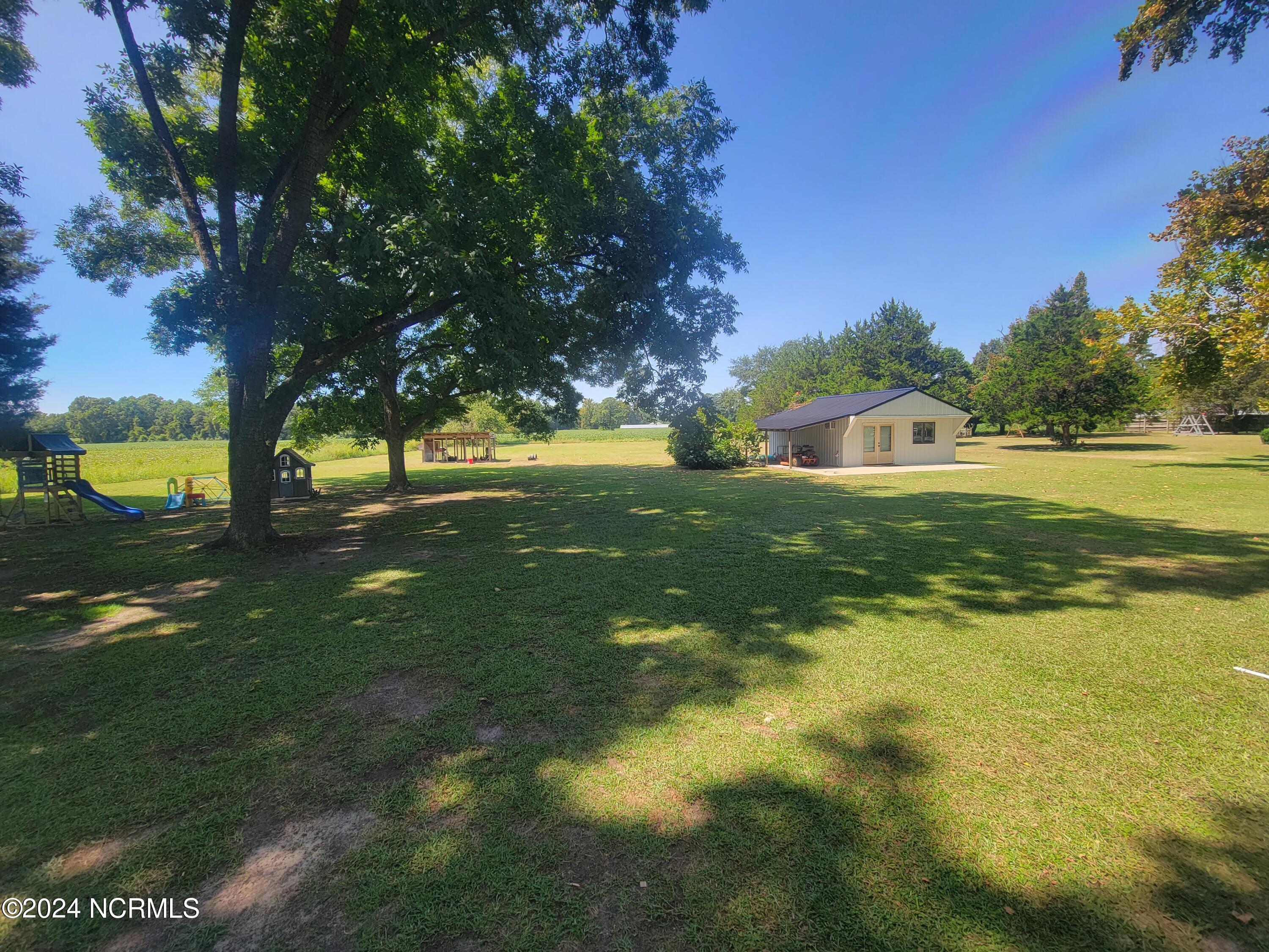 70 Cabbage Patch Road Clinton, NC 28328 - Photo 27 of 35 20240909_124300