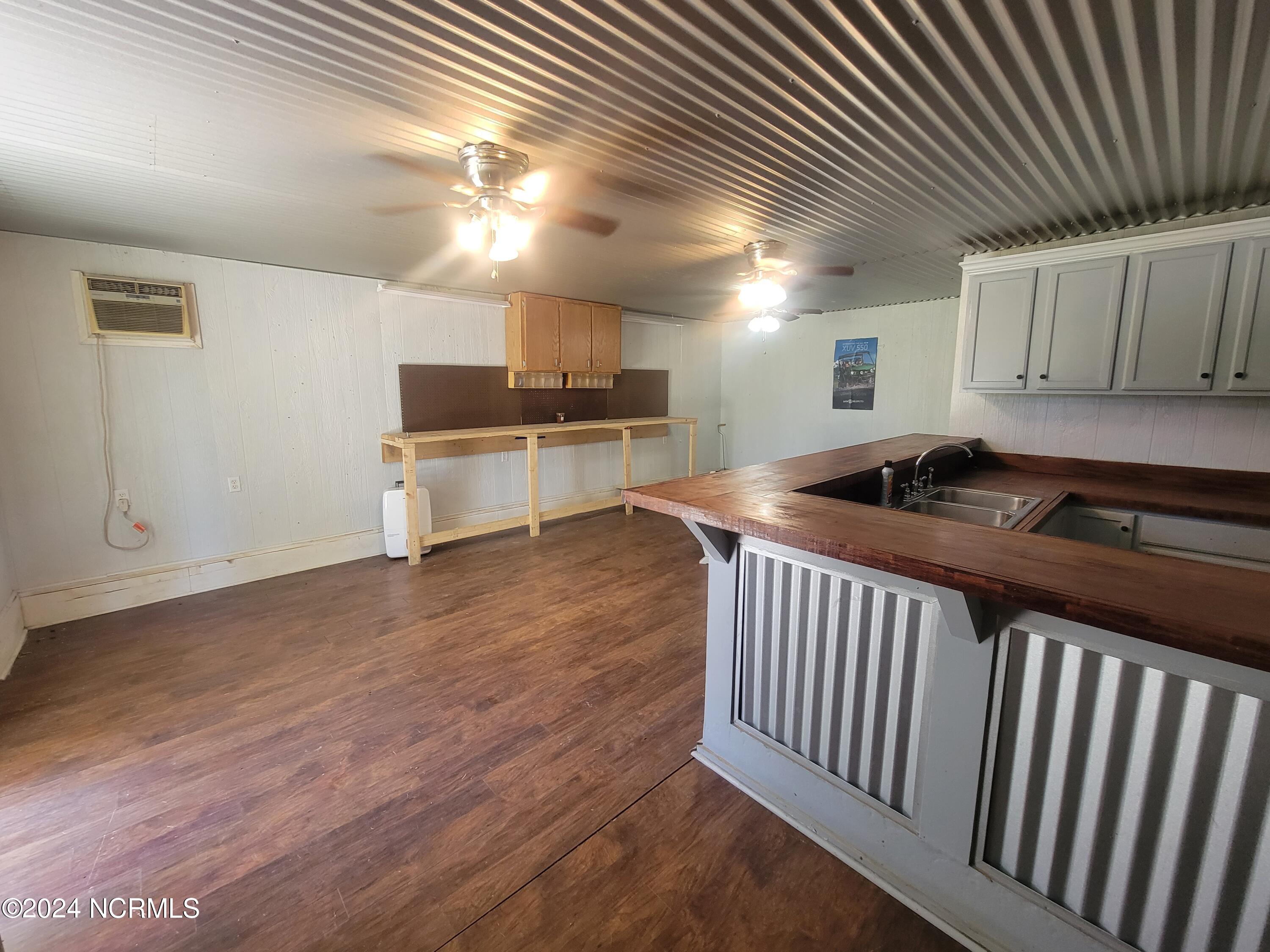 70 Cabbage Patch Road Clinton, NC 28328 - Photo 29 of 35 20240909_124554