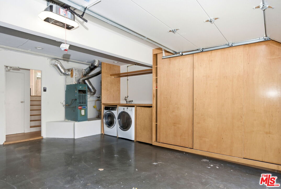 29221 Heathercliff Road, Unit 9 Malibu, CA 90265 - Photo 27 of 35