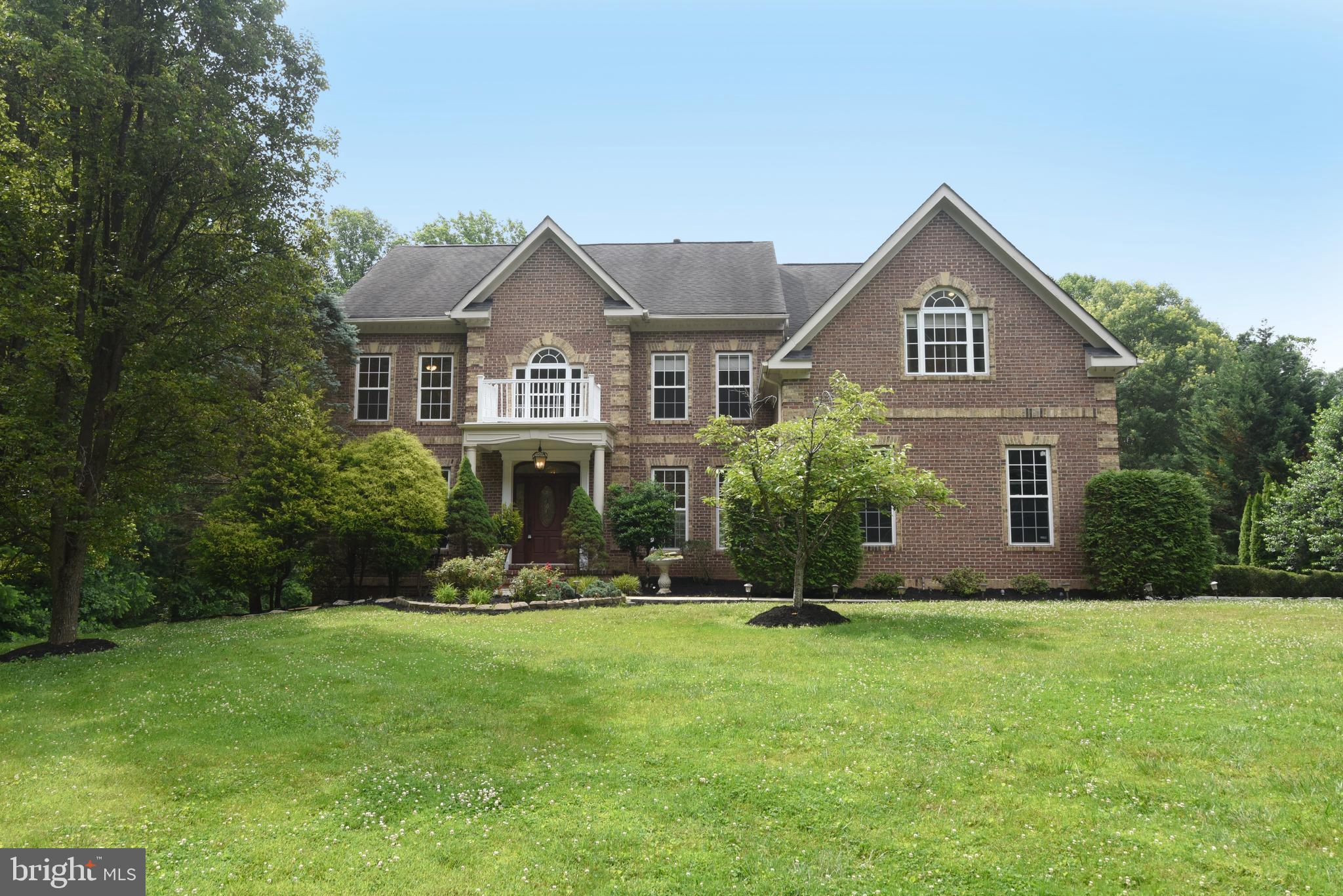 12019 Bennett Road Herndon, VA 20171 - Photo 1 of 53 Gallery Image 1