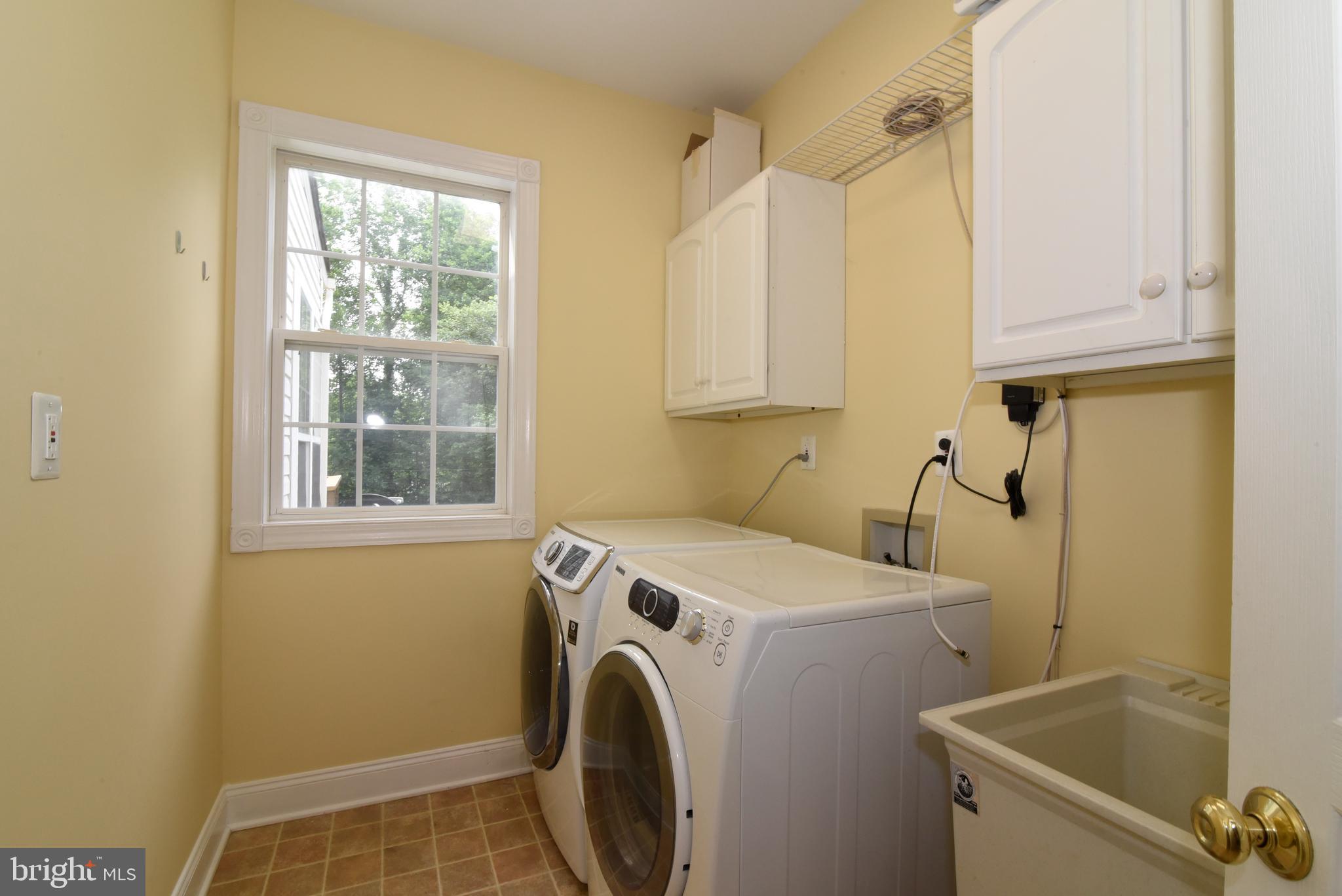 12019 Bennett Road Herndon, VA 20171 - Photo 16 of 53 Gallery Image 16