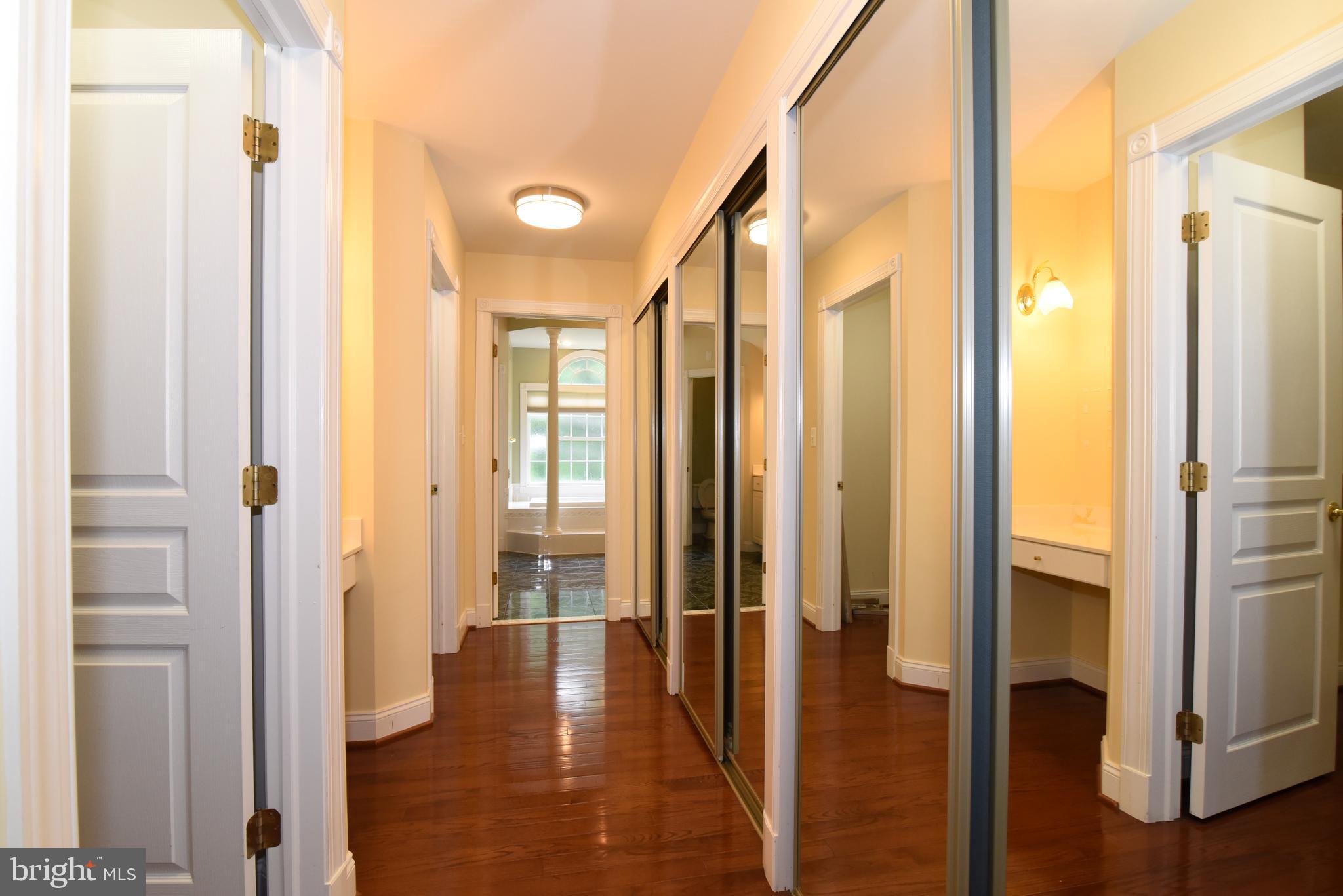 12019 Bennett Road Herndon, VA 20171 - Photo 23 of 53 Gallery Image 23