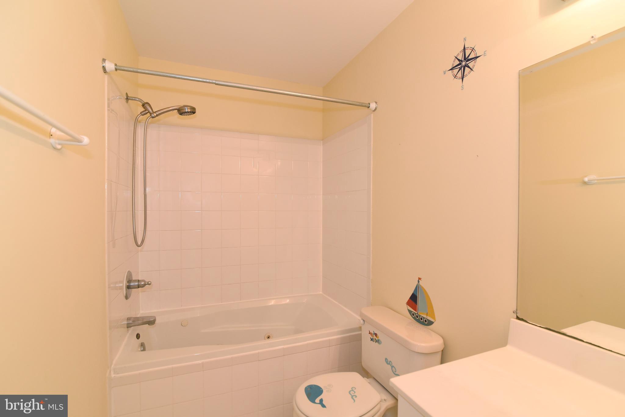 12019 Bennett Road Herndon, VA 20171 - Photo 29 of 53 Gallery Image 29