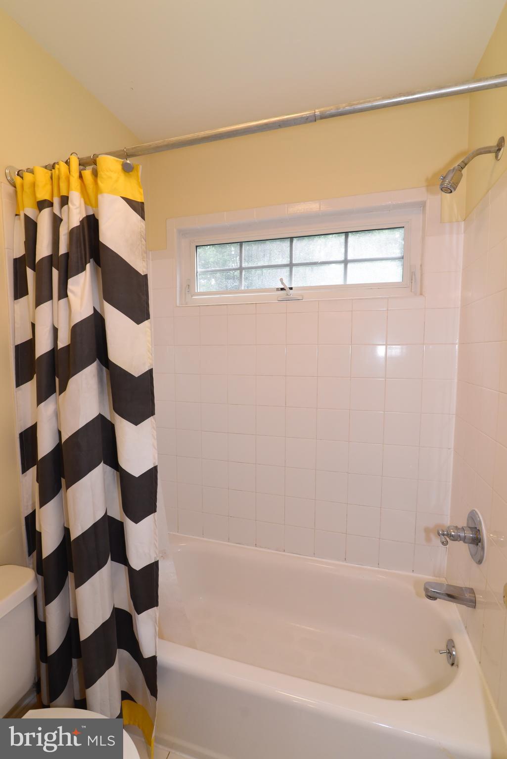 12019 Bennett Road Herndon, VA 20171 - Photo 31 of 53 Gallery Image 31