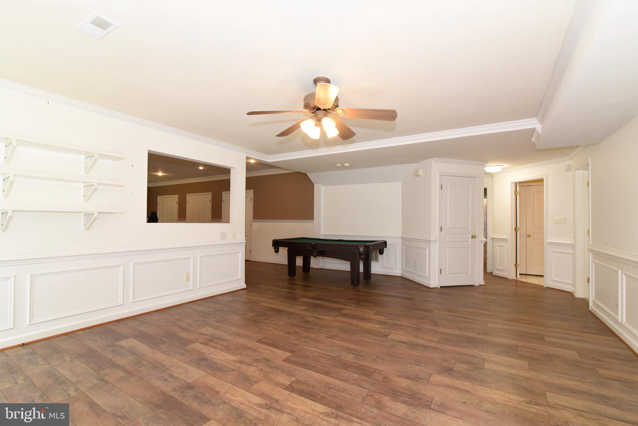 12019 Bennett Road Herndon, VA 20171 - Photo 36 of 53 Gallery Image 36