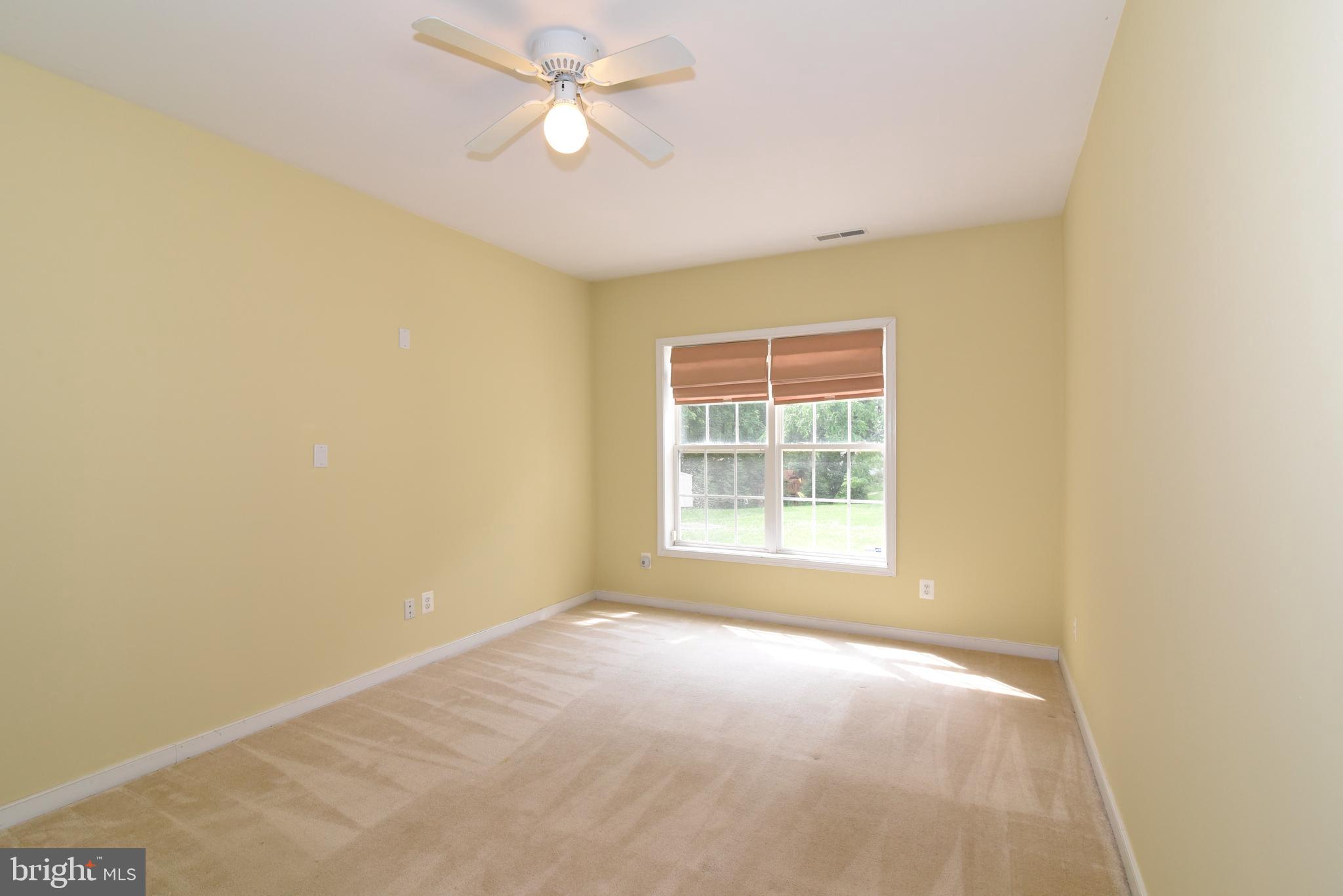 12019 Bennett Road Herndon, VA 20171 - Photo 40 of 53 Gallery Image 40