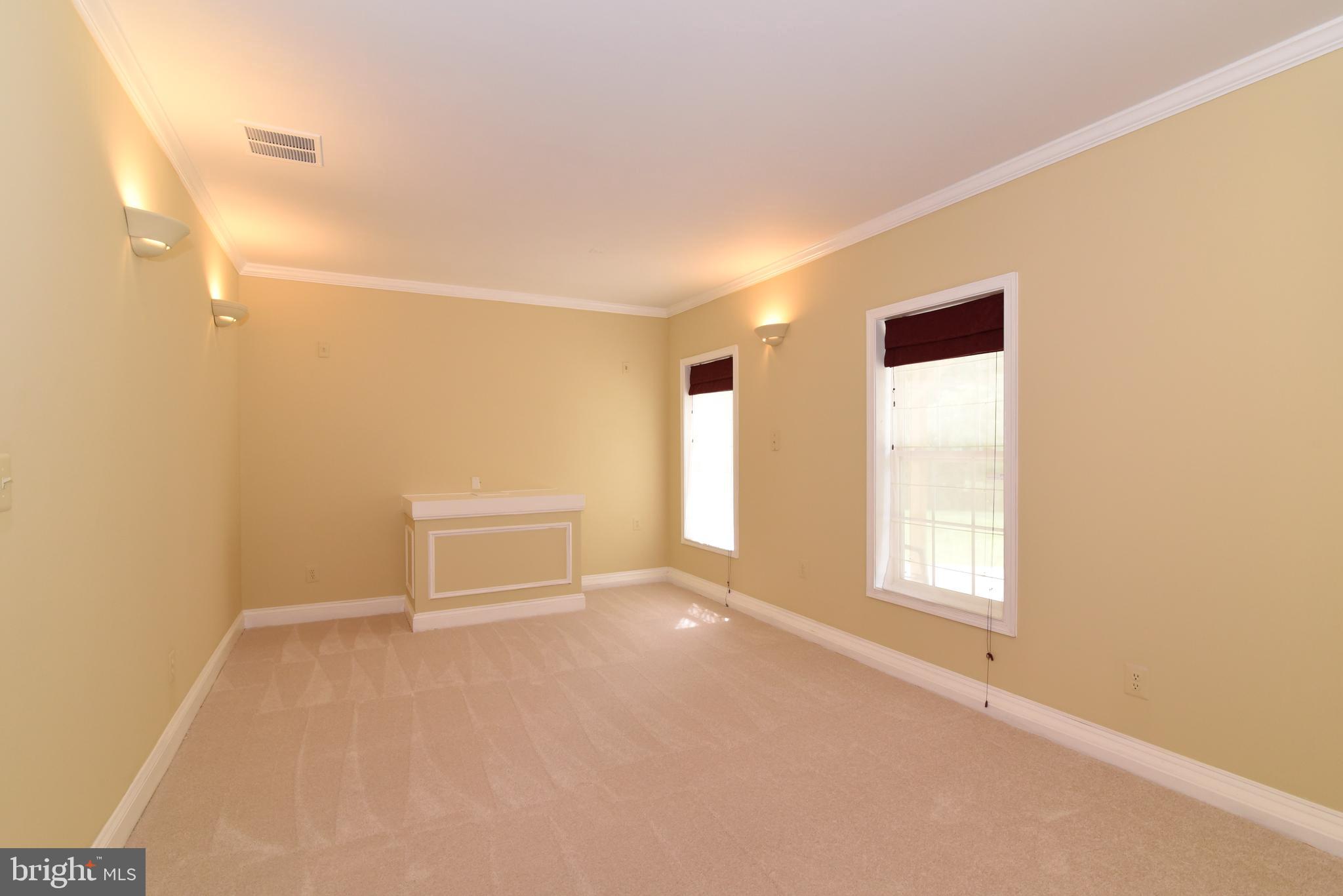 12019 Bennett Road Herndon, VA 20171 - Photo 42 of 53 Gallery Image 42
