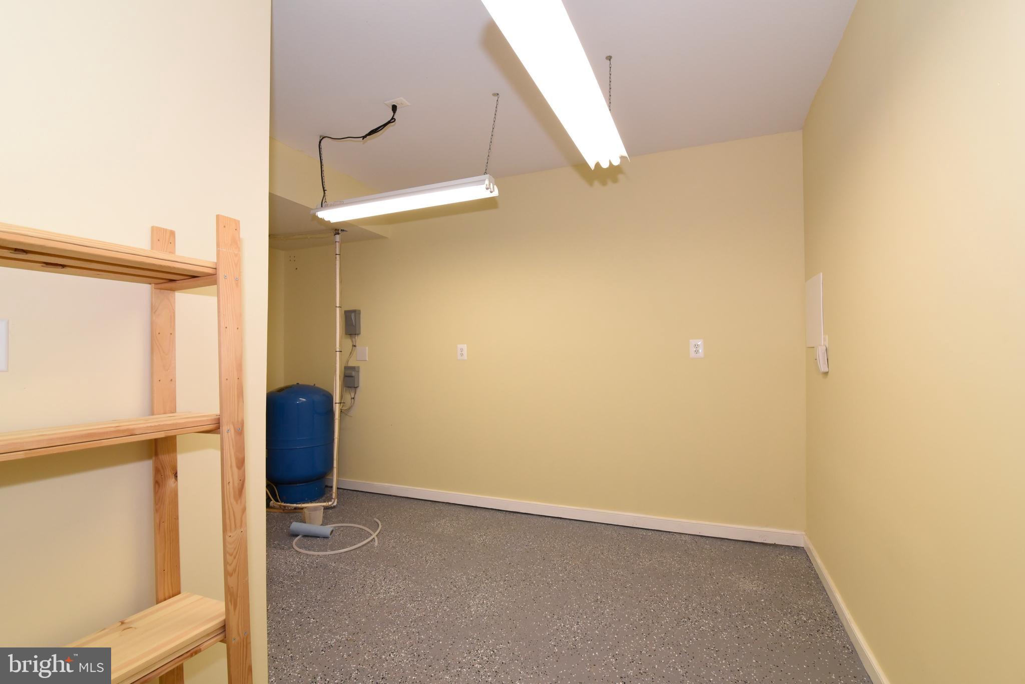 12019 Bennett Road Herndon, VA 20171 - Photo 45 of 53 Gallery Image 45