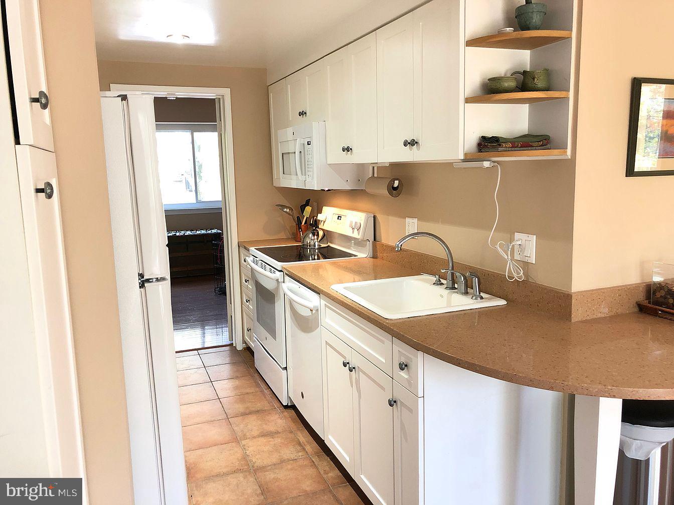 1650 Bentana Way Reston, VA 20190 - Photo 19 of 37 Gallery Image 19