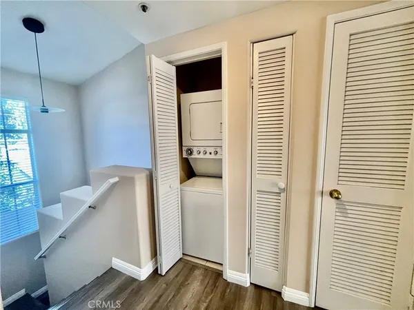 $3,500 | 38 North Bonnie Avenue, Unit 7, Pasadena, CA 91106