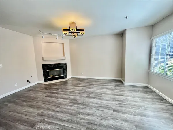 $3,500 | 38 North Bonnie Avenue, Unit 7, Pasadena, CA 91106