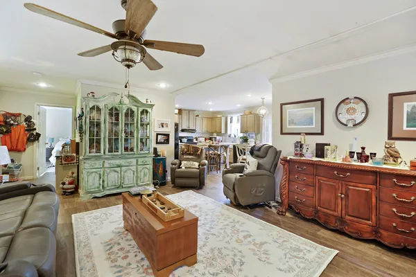 $279,000 | 30195 White Oak Road, Crawford, TN 38554