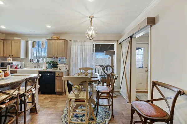 $279,000 | 30195 White Oak Road, Crawford, TN 38554