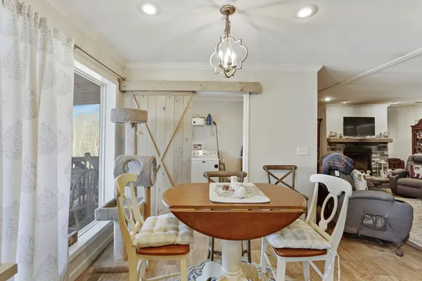 $279,000 | 30195 White Oak Road, Crawford, TN 38554