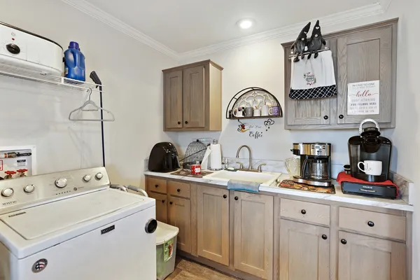 $279,000 | 30195 White Oak Road, Crawford, TN 38554