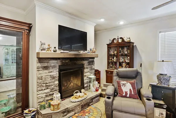 $279,000 | 30195 White Oak Road, Crawford, TN 38554