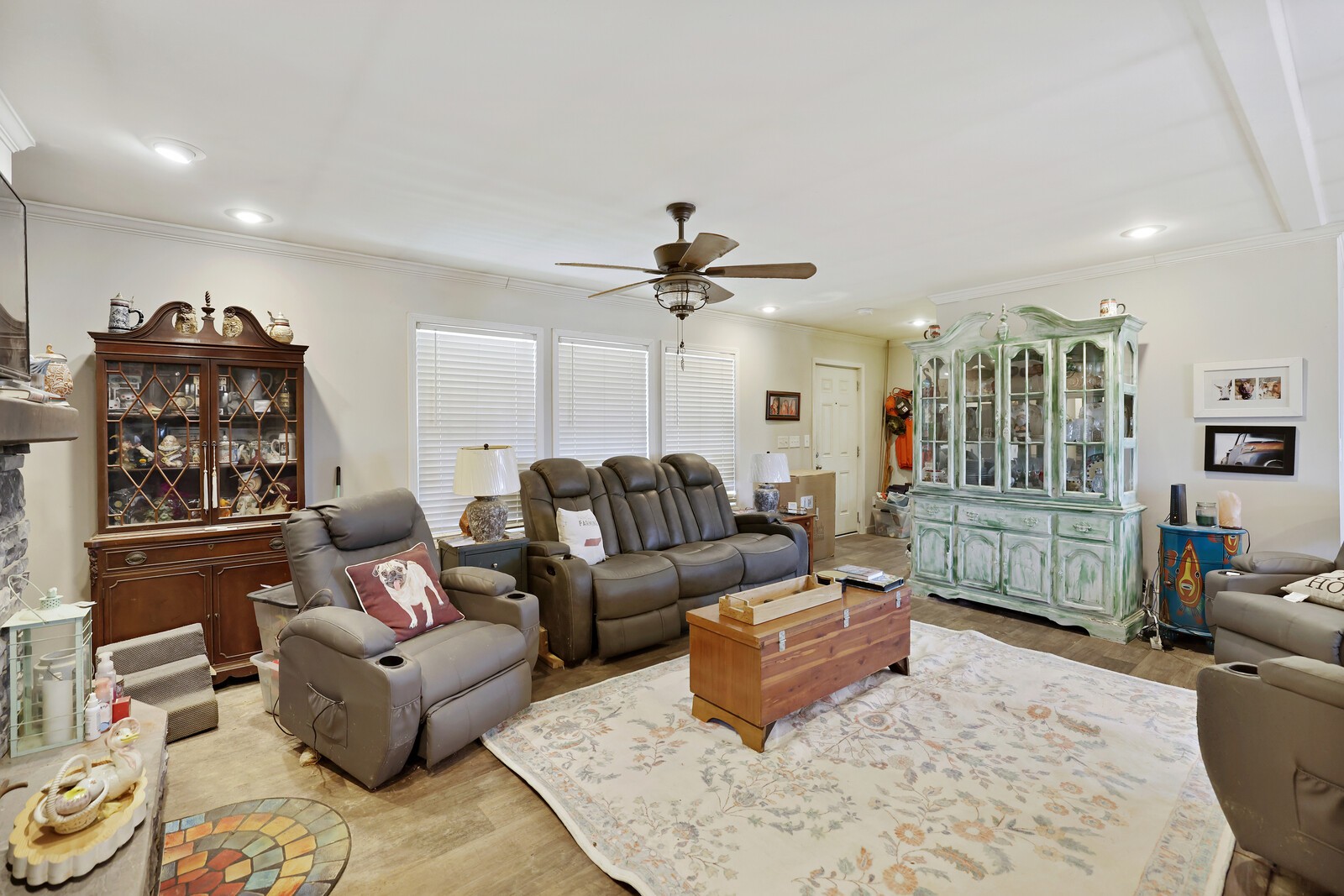 30195 White Oak Road Crawford, TN 38554 - Photo 10 of 54 a living room with furniture and wooden floor