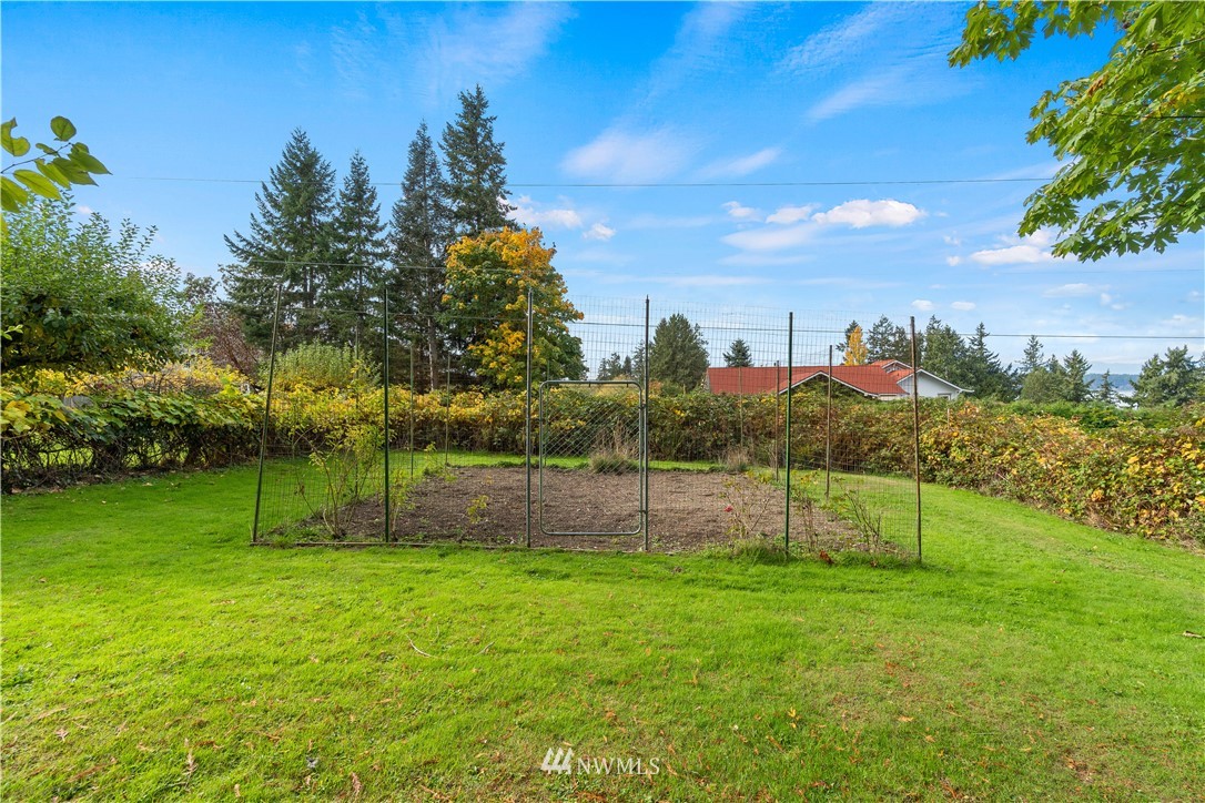 9928 Johnson Point Road Northeast Olympia, WA 98516 - Photo 21 of 40 Gallery Image 21