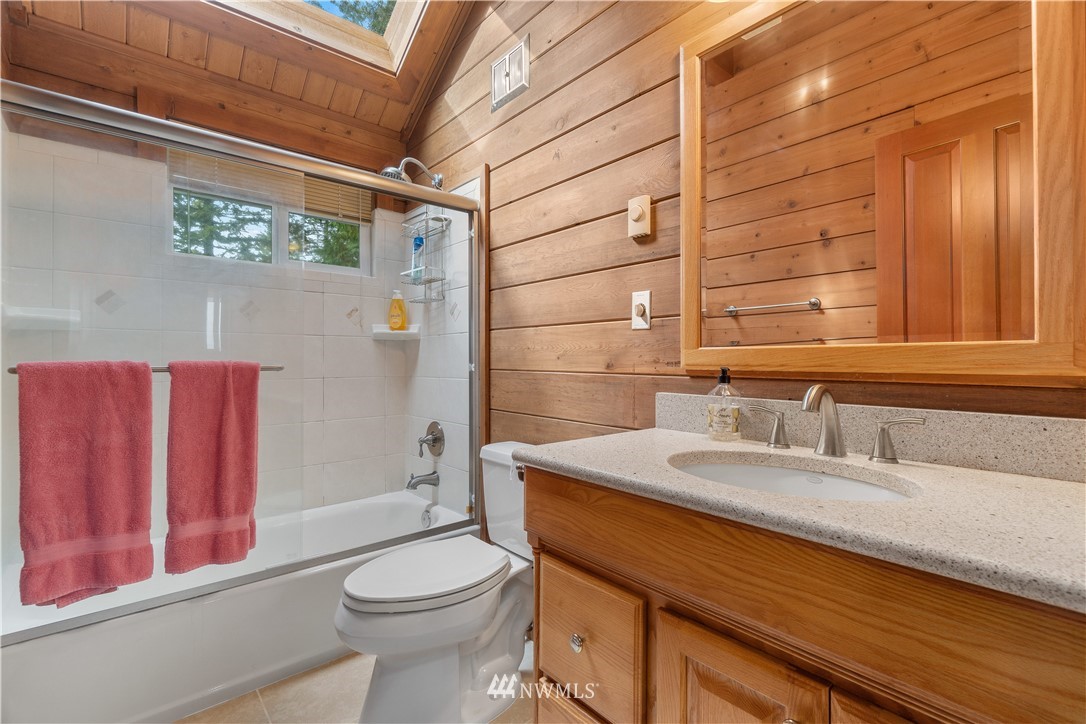 9928 Johnson Point Road Northeast Olympia, WA 98516 - Photo 26 of 40 Gallery Image 26