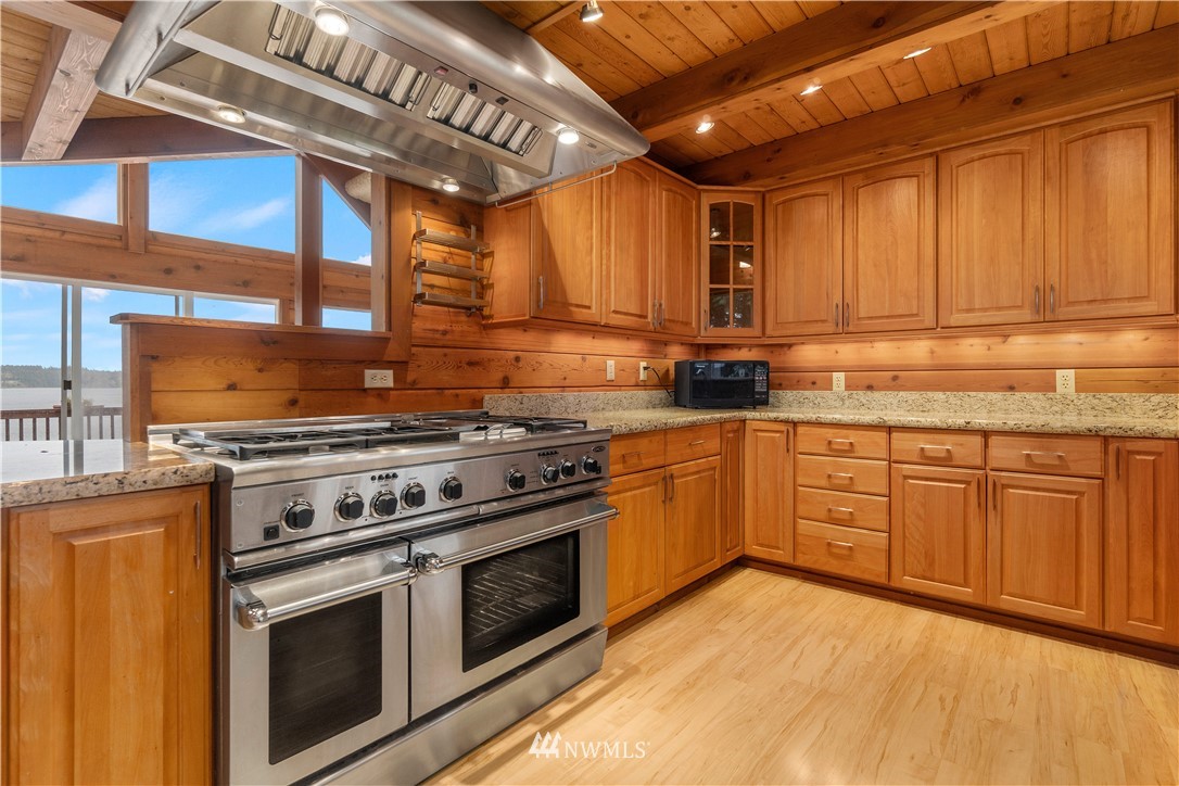 9928 Johnson Point Road Northeast Olympia, WA 98516 - Photo 29 of 40 Gallery Image 29