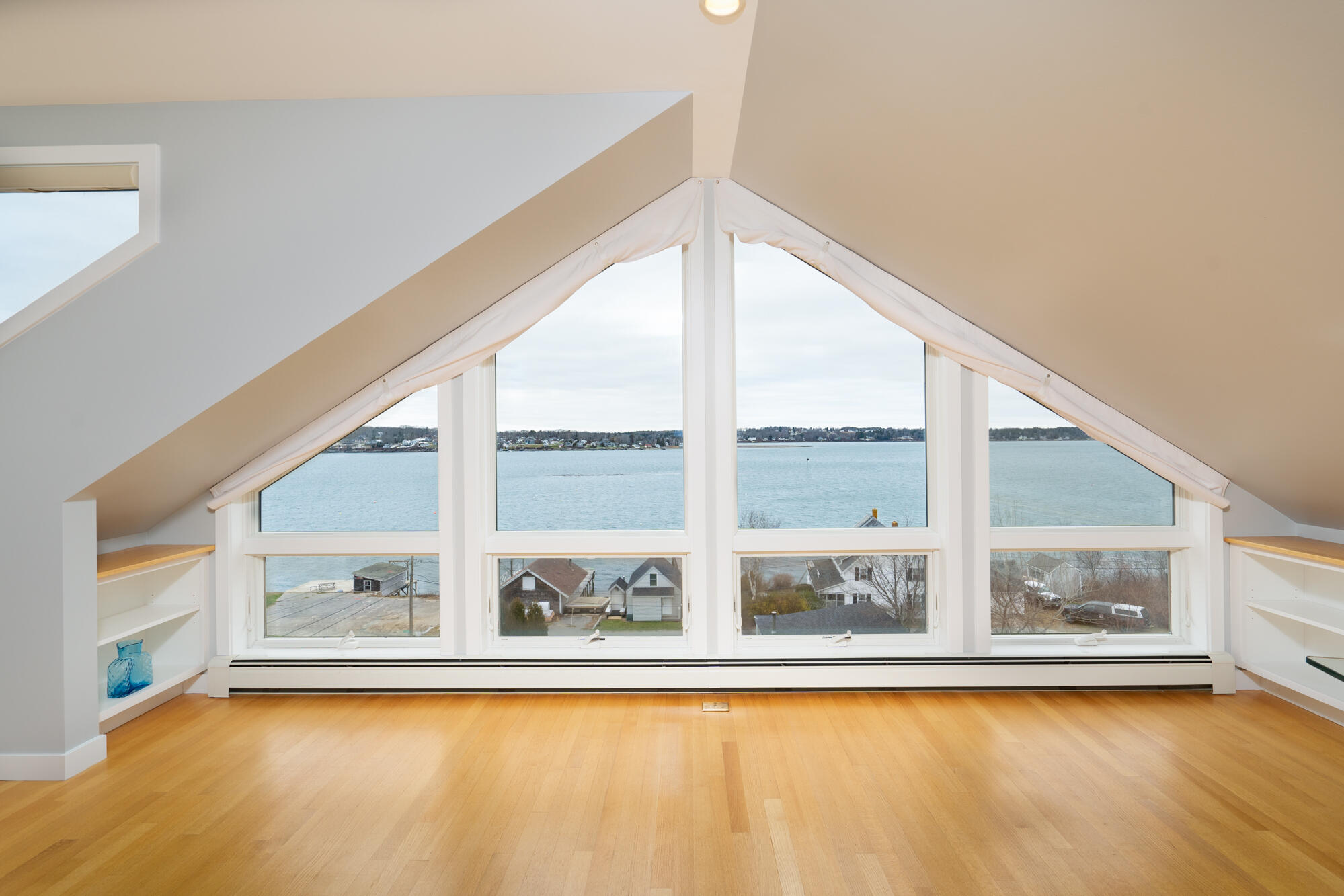 6 Merritt House Road, Unit PH1 Orrs Island, ME 04066 - Photo 7 of 26 SAL00908-Edit