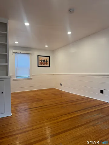 $1,650 | Undisclosed Address, Ansonia, CT 06401